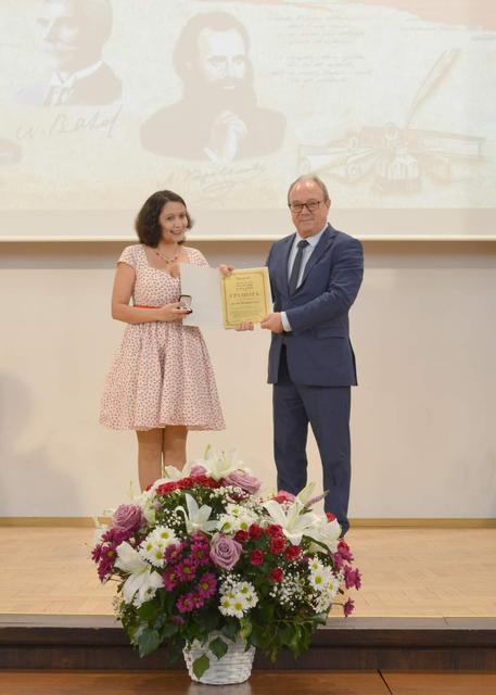 Ina_Aneva_BAN